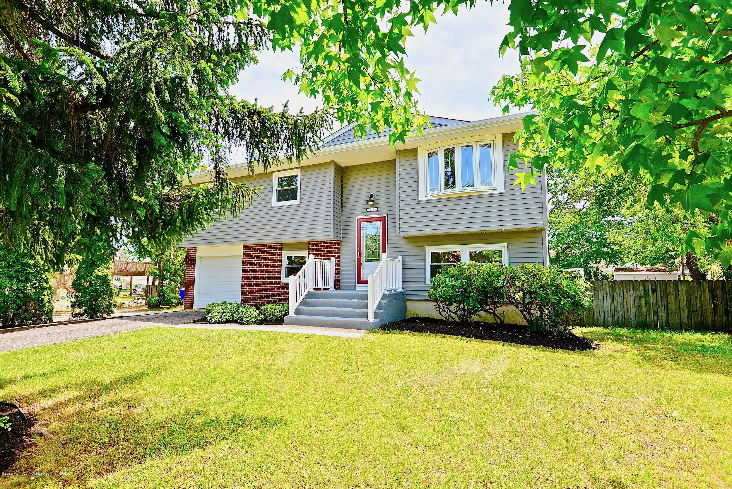 125 Queen Ann Road Brick, NJ 08723 - Photo 2 of 35 101a
