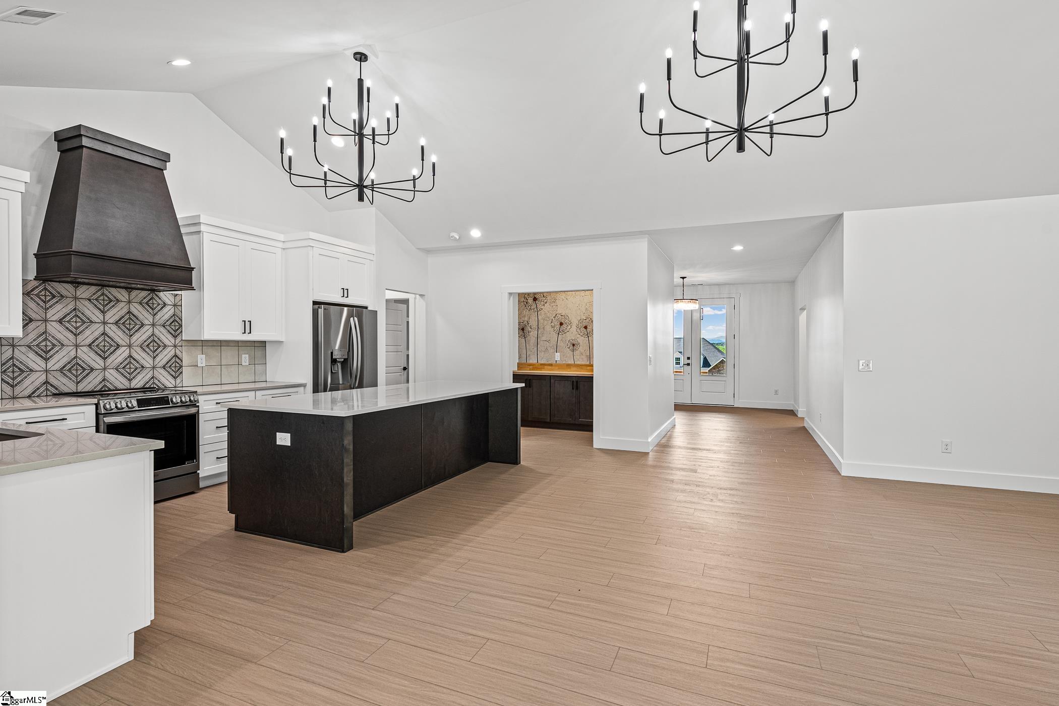 329 Wall Street Campobello, SC 29322 - Photo 12 of 30