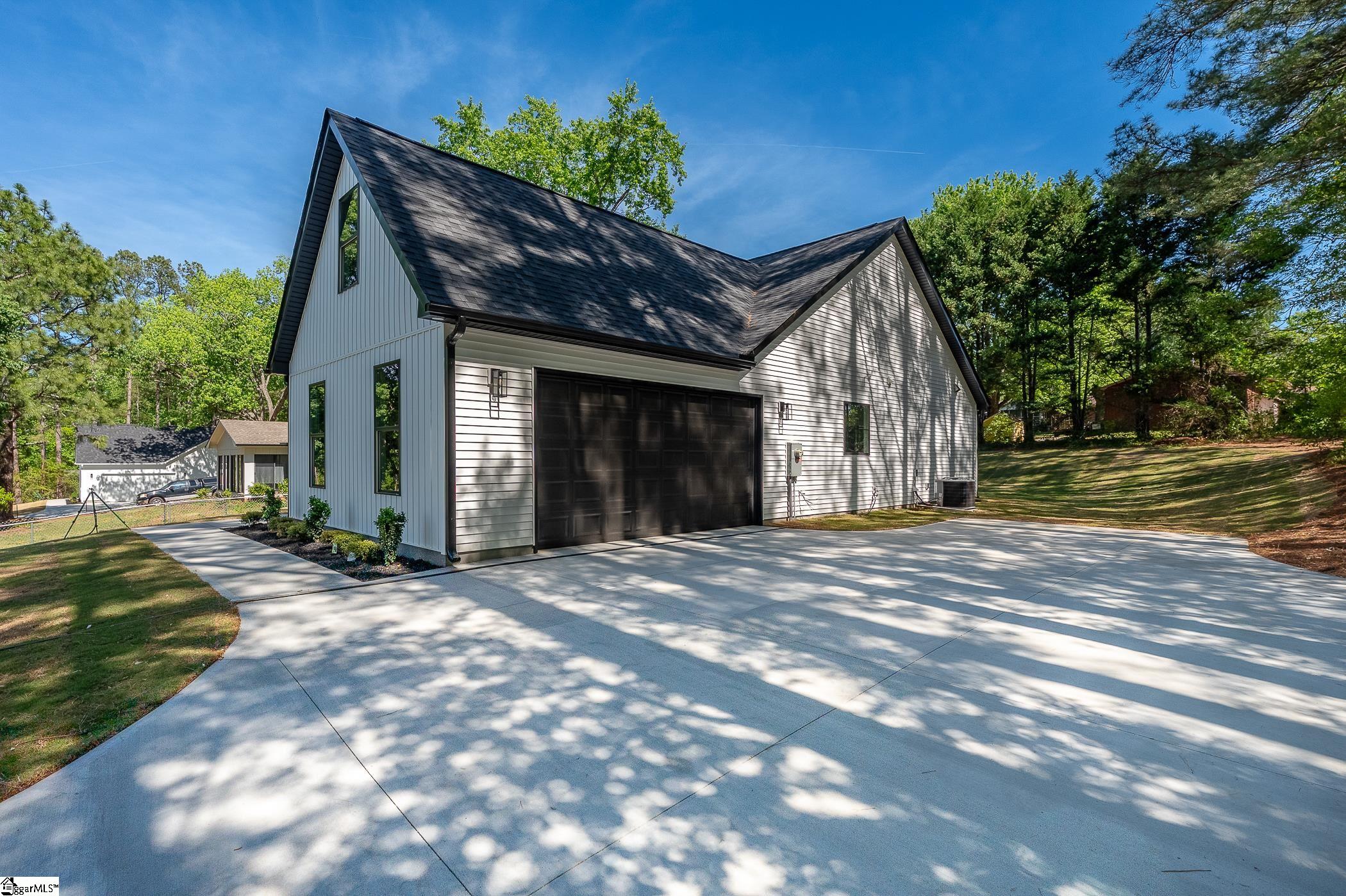 329 Wall Street Campobello, SC 29322 - Photo 29 of 30