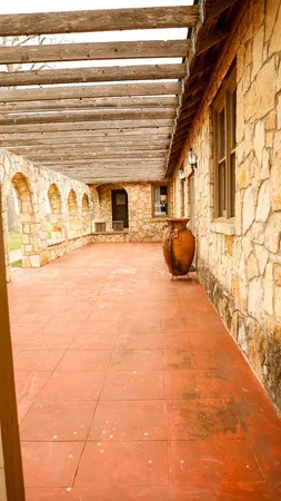 $1,100,000 | 240 Peterson Farm Road, Kerrville, TX 78028