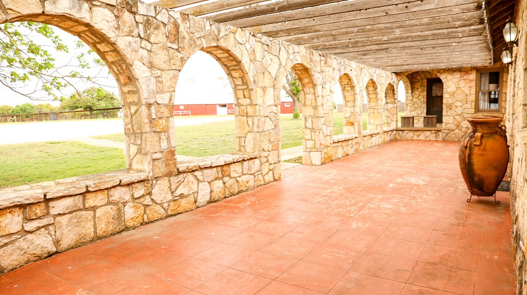 240 Peterson Farm Road Kerrville, TX 78028 - Photo 17 of 37