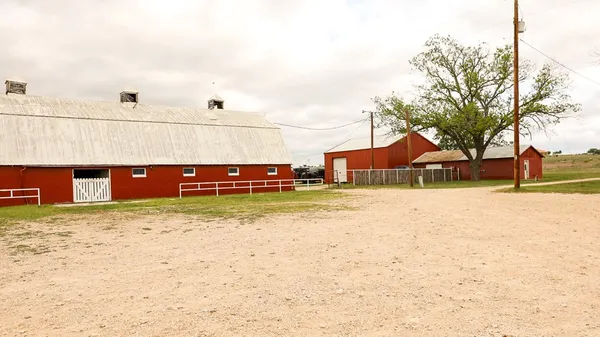 $1,100,000 | 240 Peterson Farm Road, Kerrville, TX 78028