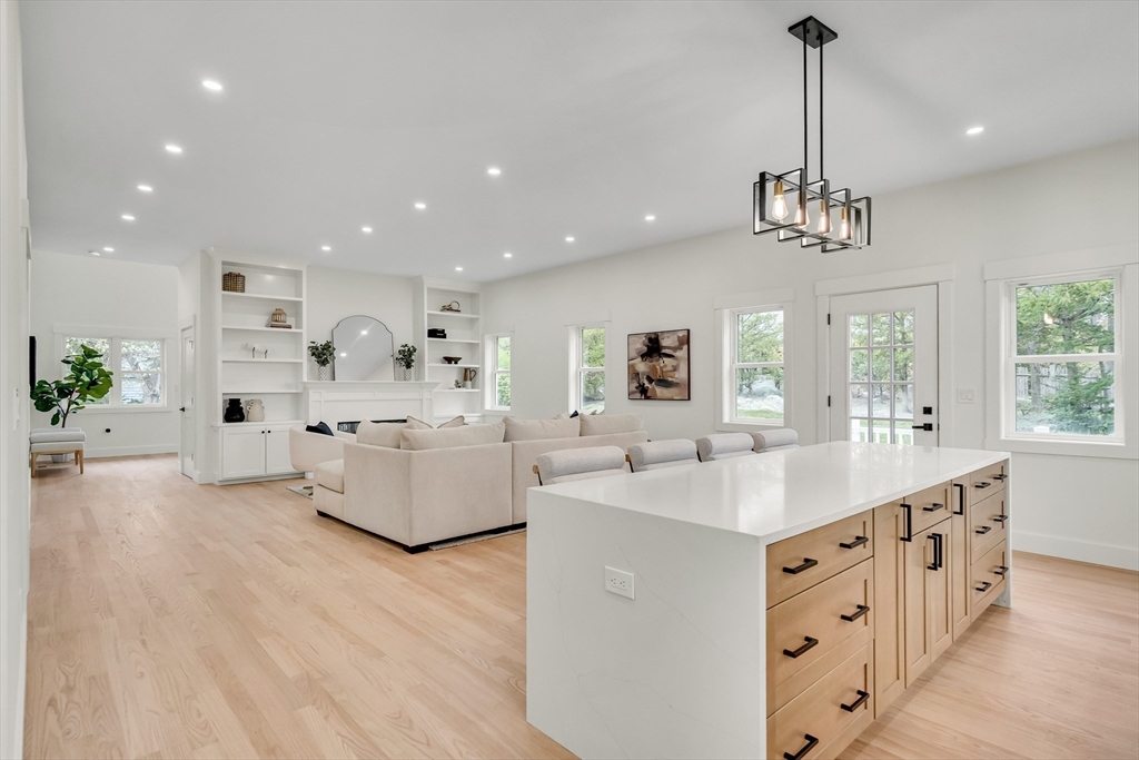 4 Great Rock Road Lexington, MA 02421 - Photo 10 of 42