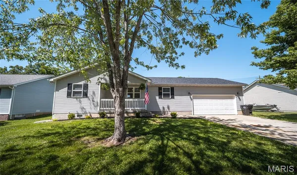 $199,900 | 55 Jana Lane, St. James, MO 65559