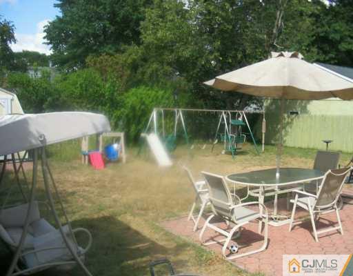 8 Richmond Road Edison, NJ 08817 - Photo 6 of 8