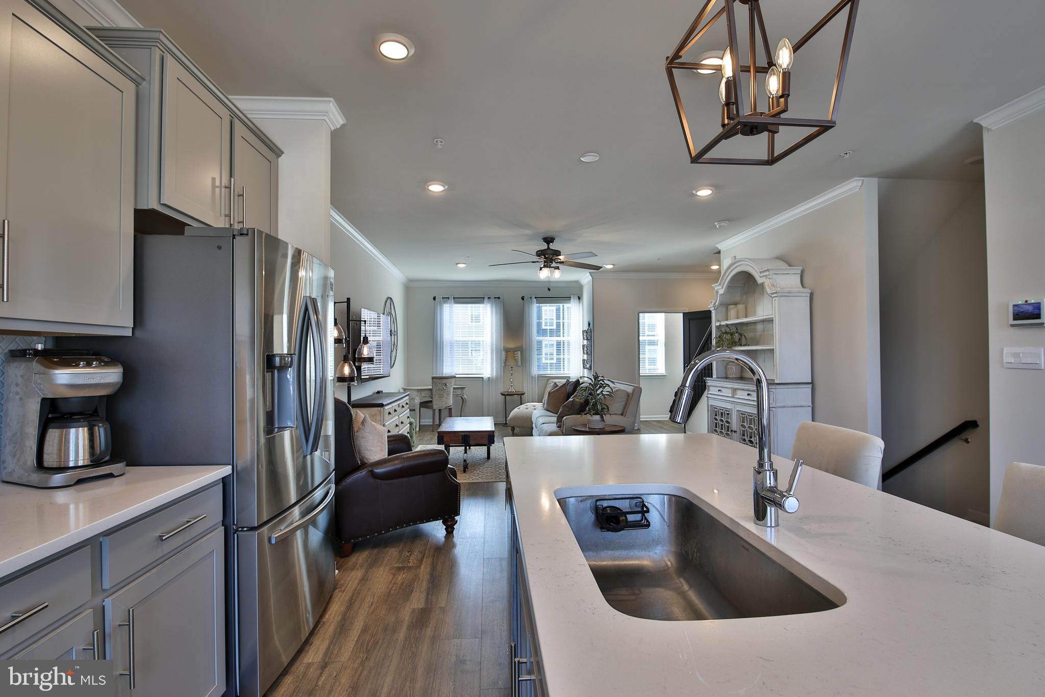 5059 Silver Oak Drive Rosedale, MD 21237 - Photo 3 of 15 Large kitchen island