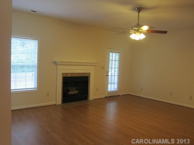 3101 Sunset Road Charlotte, NC 28216 - Photo 3 of 12 Gallery Image 3