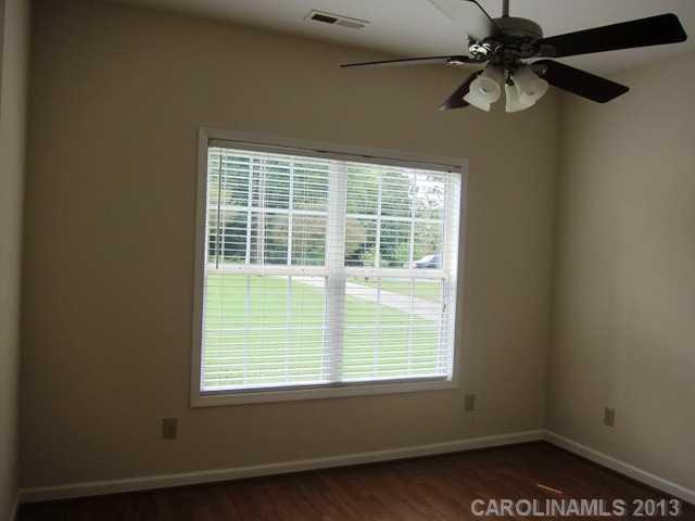 3101 Sunset Road Charlotte, NC 28216 - Photo 7 of 12 Gallery Image 7