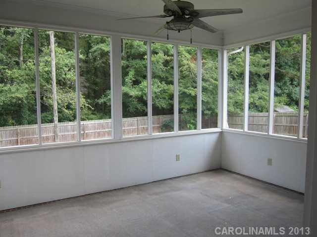 3101 Sunset Road Charlotte, NC 28216 - Photo 10 of 12 Gallery Image 10