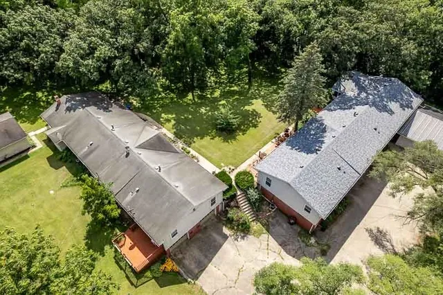 $700,000 | 1712 Manchester Street, South Beloit, IL 61080