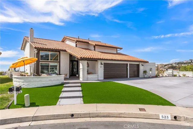 $2,499,000 | 523 Calle Baranda, San Clemente, CA 92673