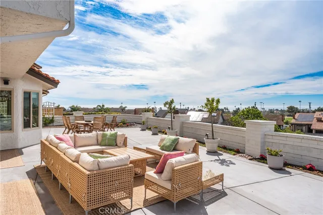 $2,499,000 | 523 Calle Baranda, San Clemente, CA 92673