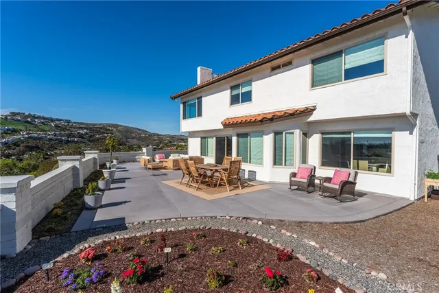 $2,499,000 | 523 Calle Baranda, San Clemente, CA 92673