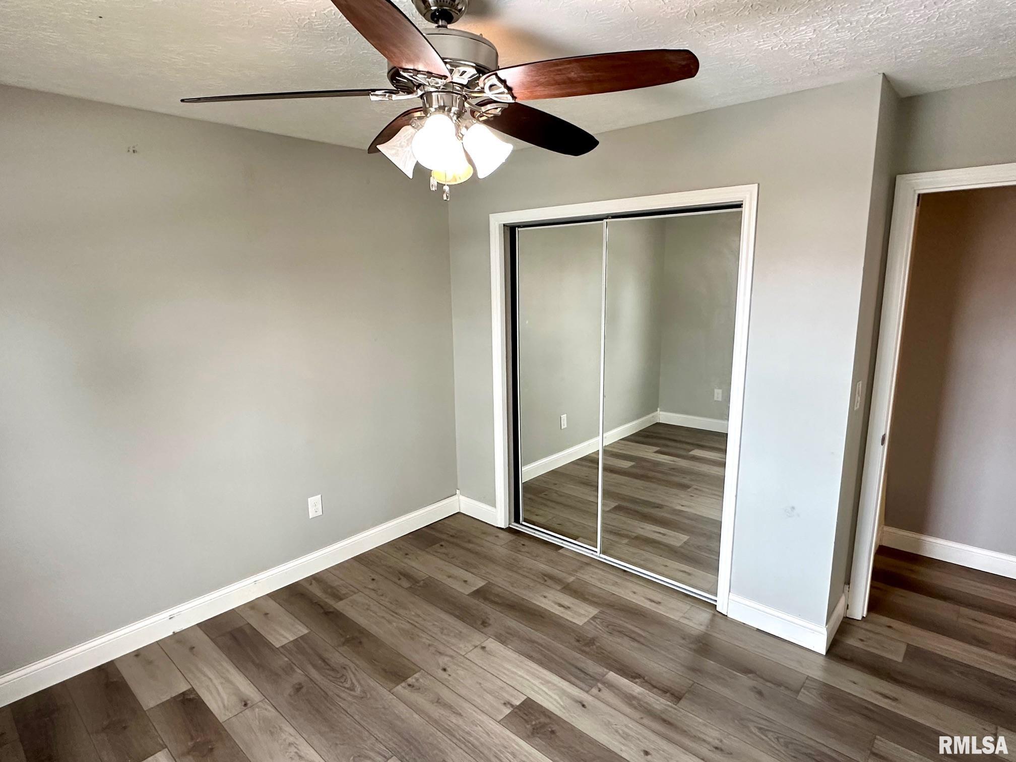 28 Jacobs Lane Jacksonville, IL 62650 - Photo 14 of 29