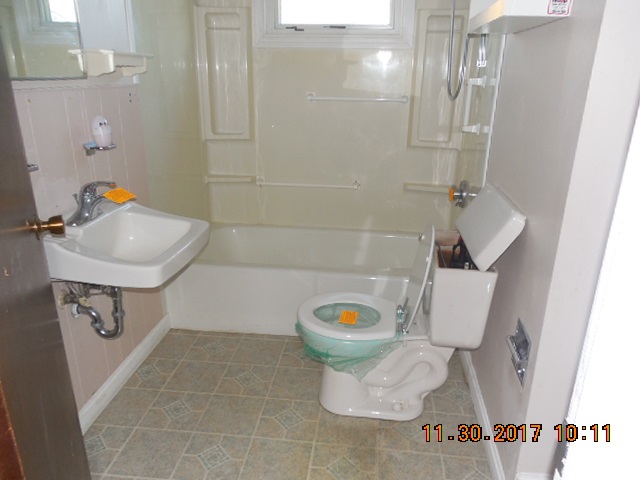 2 Laperle Avenue Exeter, NH 03833 - Photo 4 of 9 Gallery Image 4