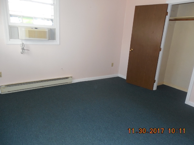 2 Laperle Avenue Exeter, NH 03833 - Photo 6 of 9 Gallery Image 6