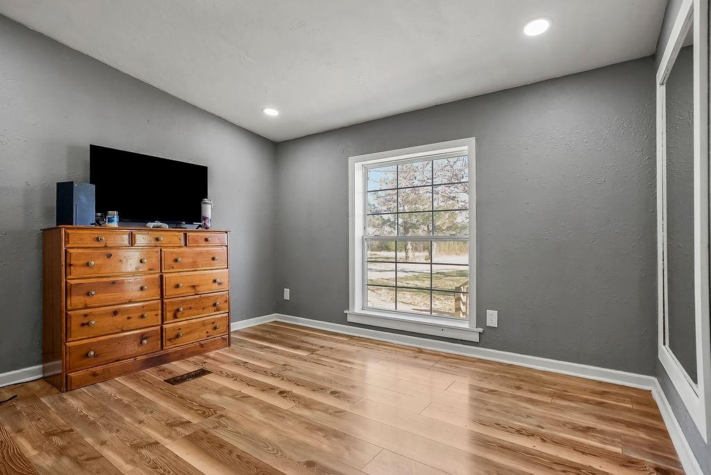 32809 Northeast Norton Road Garnett, KS 66032 - Photo 17 of 44