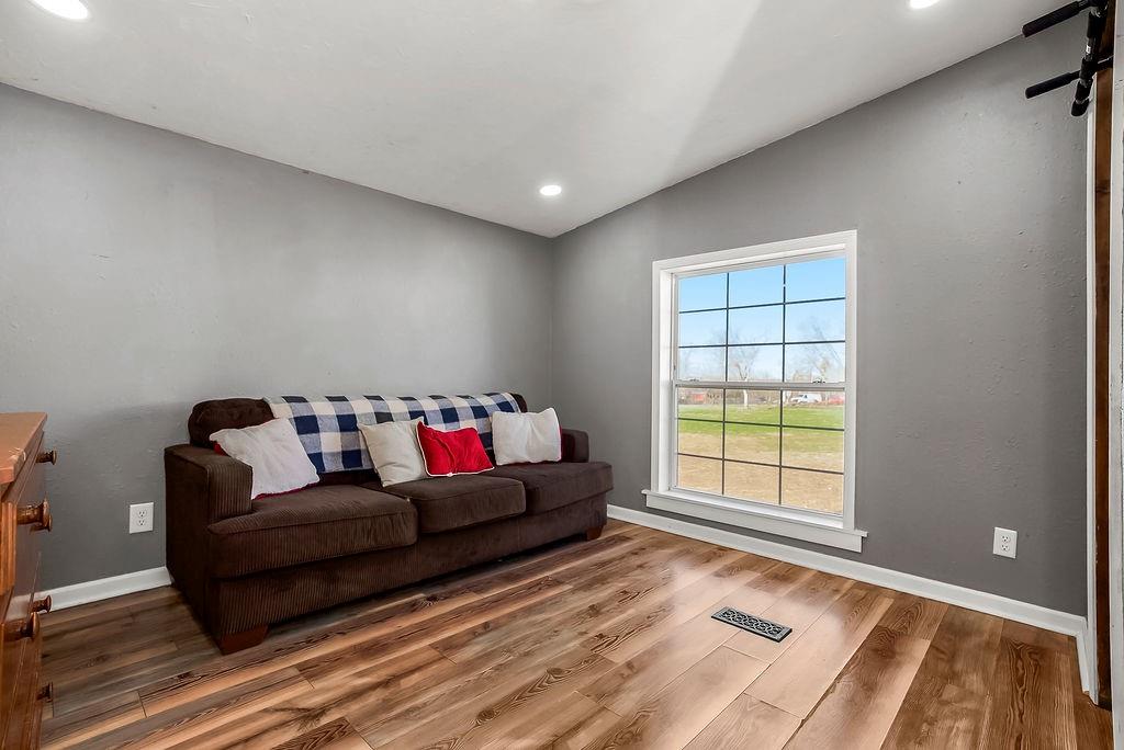 32809 Northeast Norton Road Garnett, KS 66032 - Photo 19 of 44