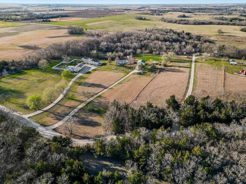 32809 Northeast Norton Road Garnett, KS 66032 - Photo 32 of 44