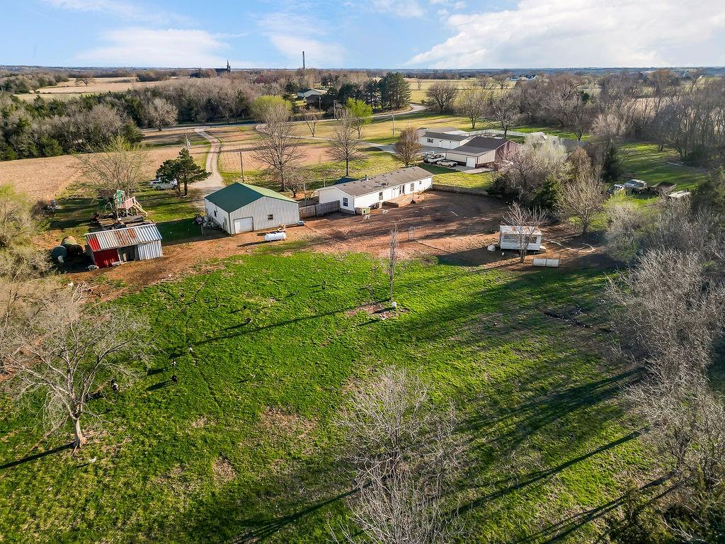 32809 Northeast Norton Road Garnett, KS 66032 - Photo 36 of 44
