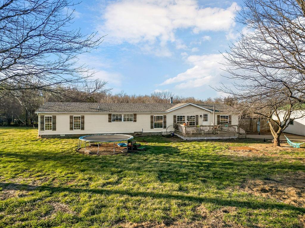 32809 Northeast Norton Road Garnett, KS 66032 - Photo 7 of 44