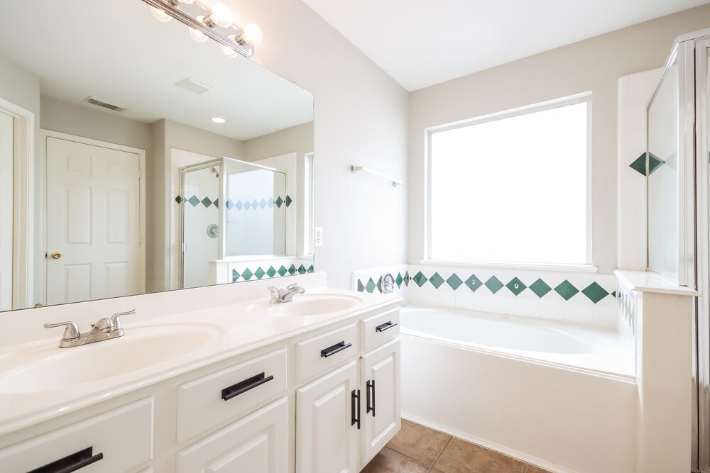 12151 Landsdown Ridge Way Humble, TX 77346 - Photo 13 of 17 Gallery Image 13