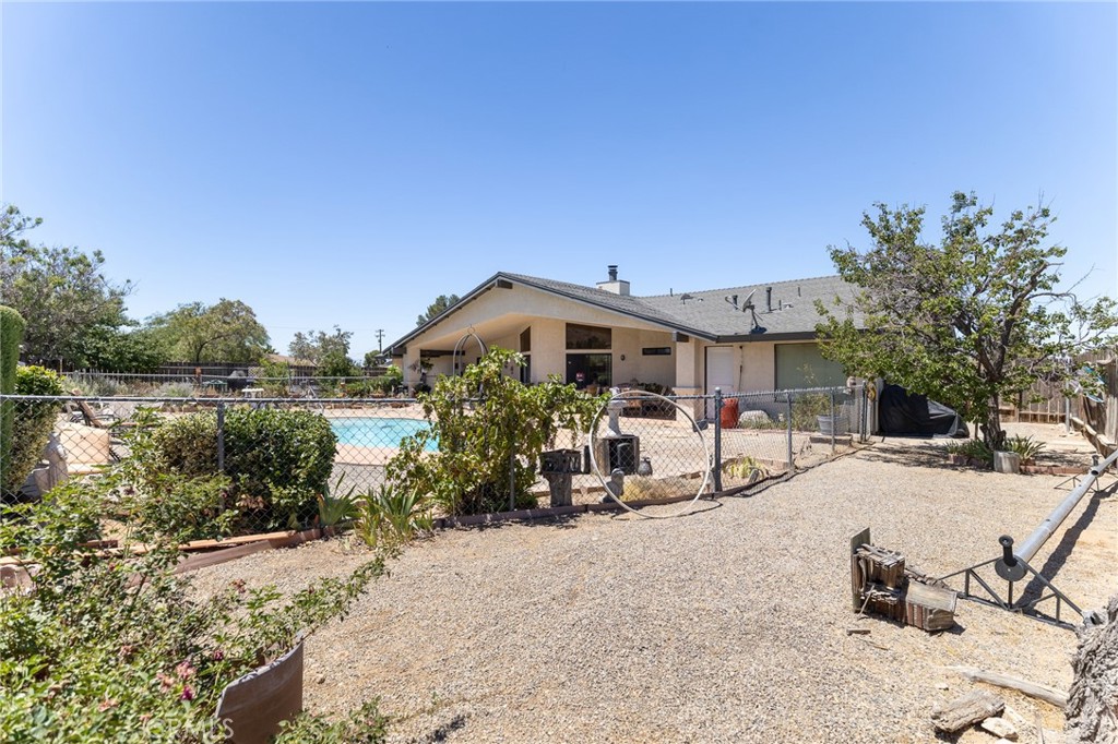 16058 Venango Road Apple Valley, CA 92307 - Photo 1 of 57