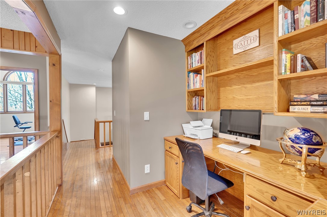 4789 Shimerville Road Clarence, NY 14031 - Photo 25 of 50 Upstairs loft area