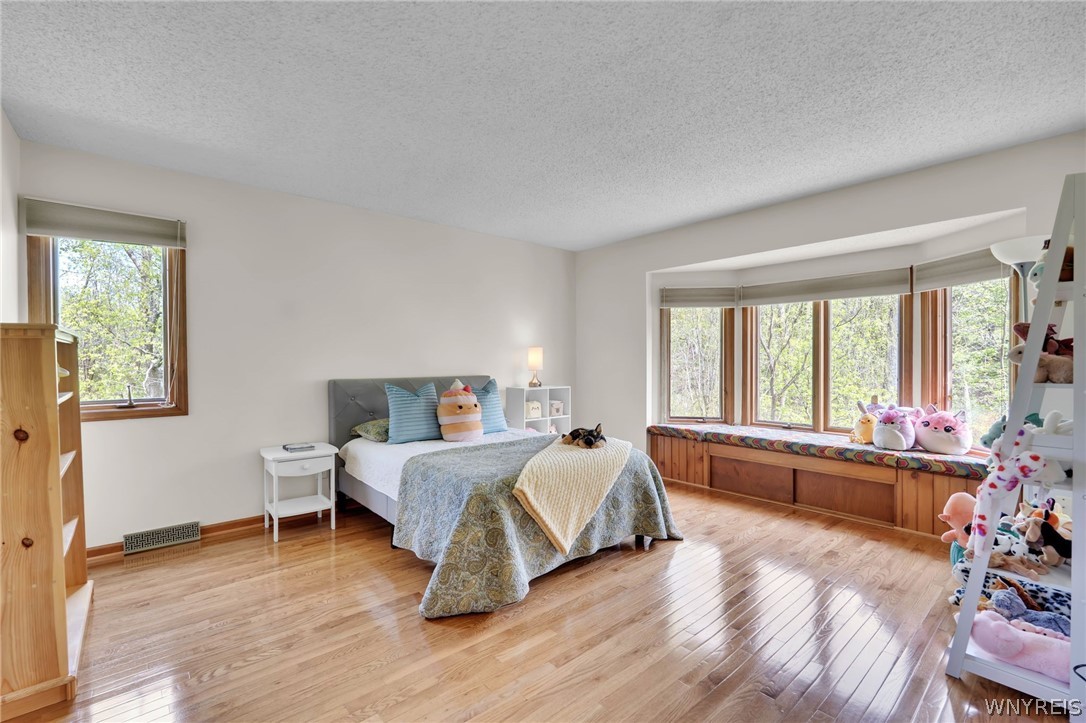 4789 Shimerville Road Clarence, NY 14031 - Photo 34 of 50 Bedroom #2