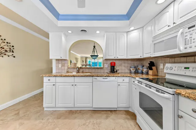 $193,000 | 3204 Portofino Point, Unit H2, Coconut Creek, FL 33066