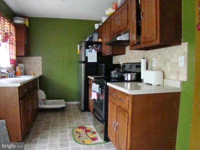 1633 Colonial Way Frederick, MD 21702 - Photo 7 of 30 Kitchen