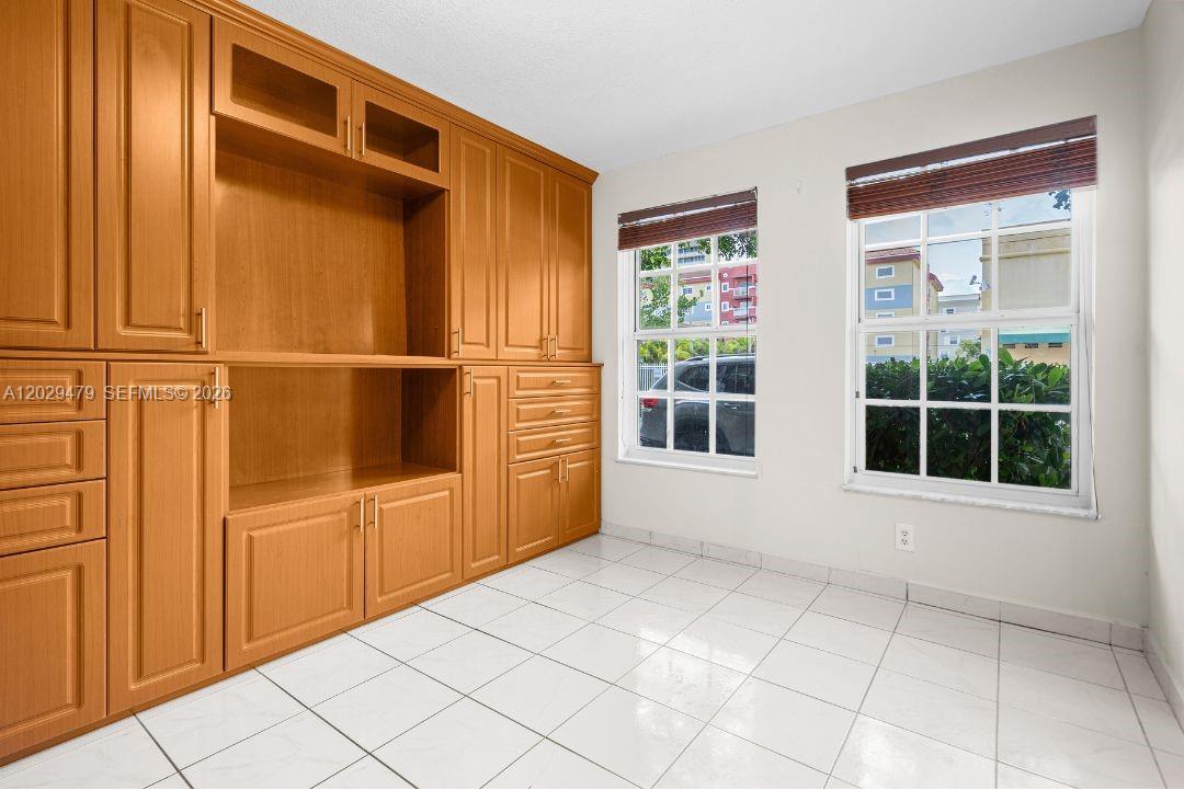 9 East 4th Street, Unit 101 Hialeah, FL 33010 - Photo 9 of 31