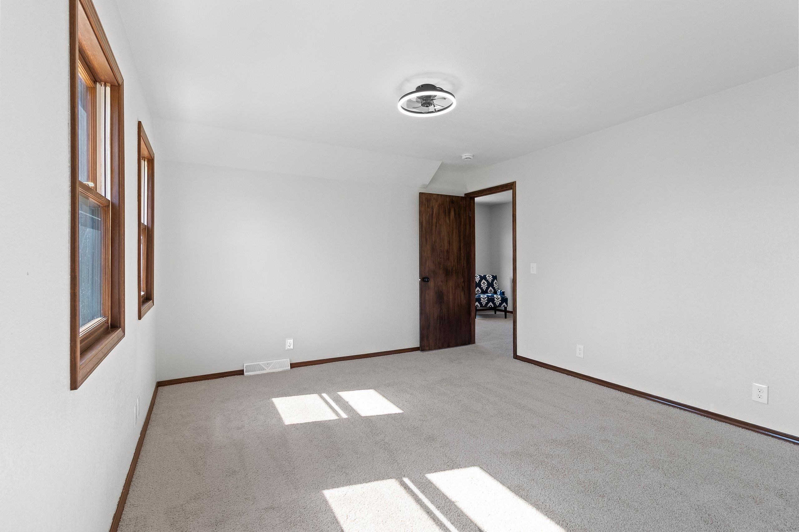 2110 North 8th Street Manitowoc, WI 54220 - Photo 41 of 54