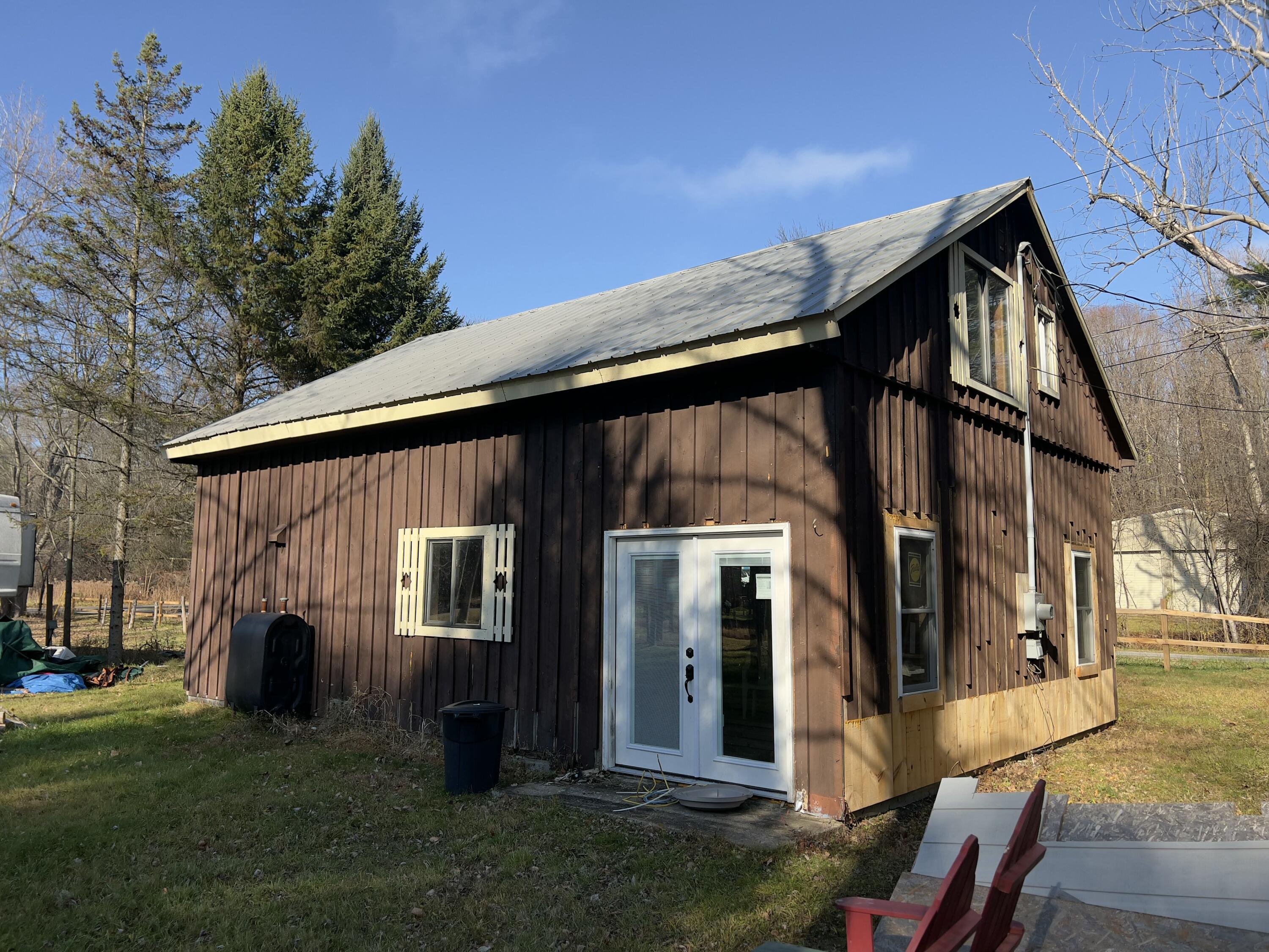 712 Point Road Willsboro, NY 12996 - Photo 4 of 39