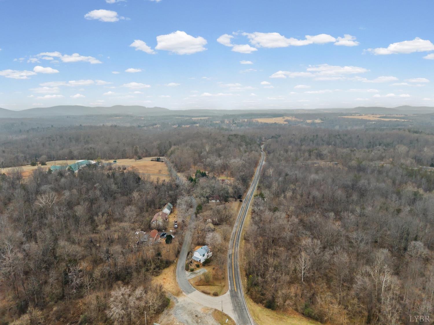 26 Braddock Lane Shipman, VA 22971 - Photo 32 of 37 a view of a city