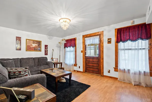 $175,000 | 26 Braddock Lane, Shipman, VA 22971