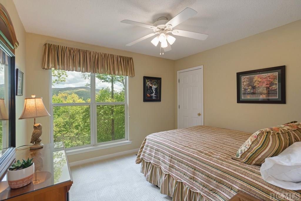 53 Eagle Ridge Road Sapphire, NC 28774 - Photo 19 of 46 Gallery Image 19