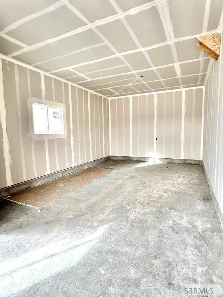 1726 Twilight Road Rexburg, ID 83440 - Photo 26 of 29 Garage