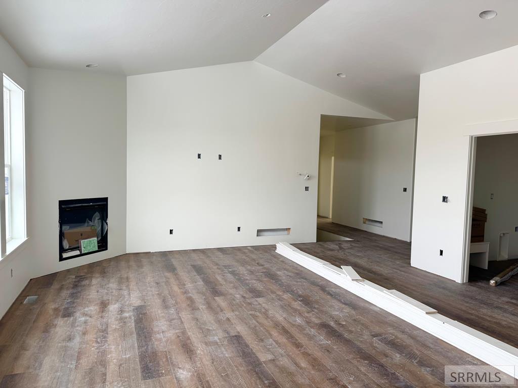 1726 Twilight Road Rexburg, ID 83440 - Photo 5 of 29 Living Room