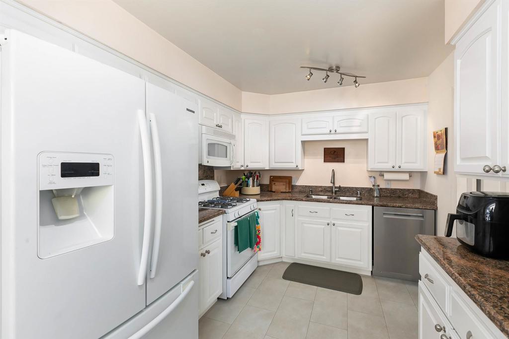 2802 Murray Ridge Road San Diego, CA 92123 - Photo 26 of 38 Gallery Image 26