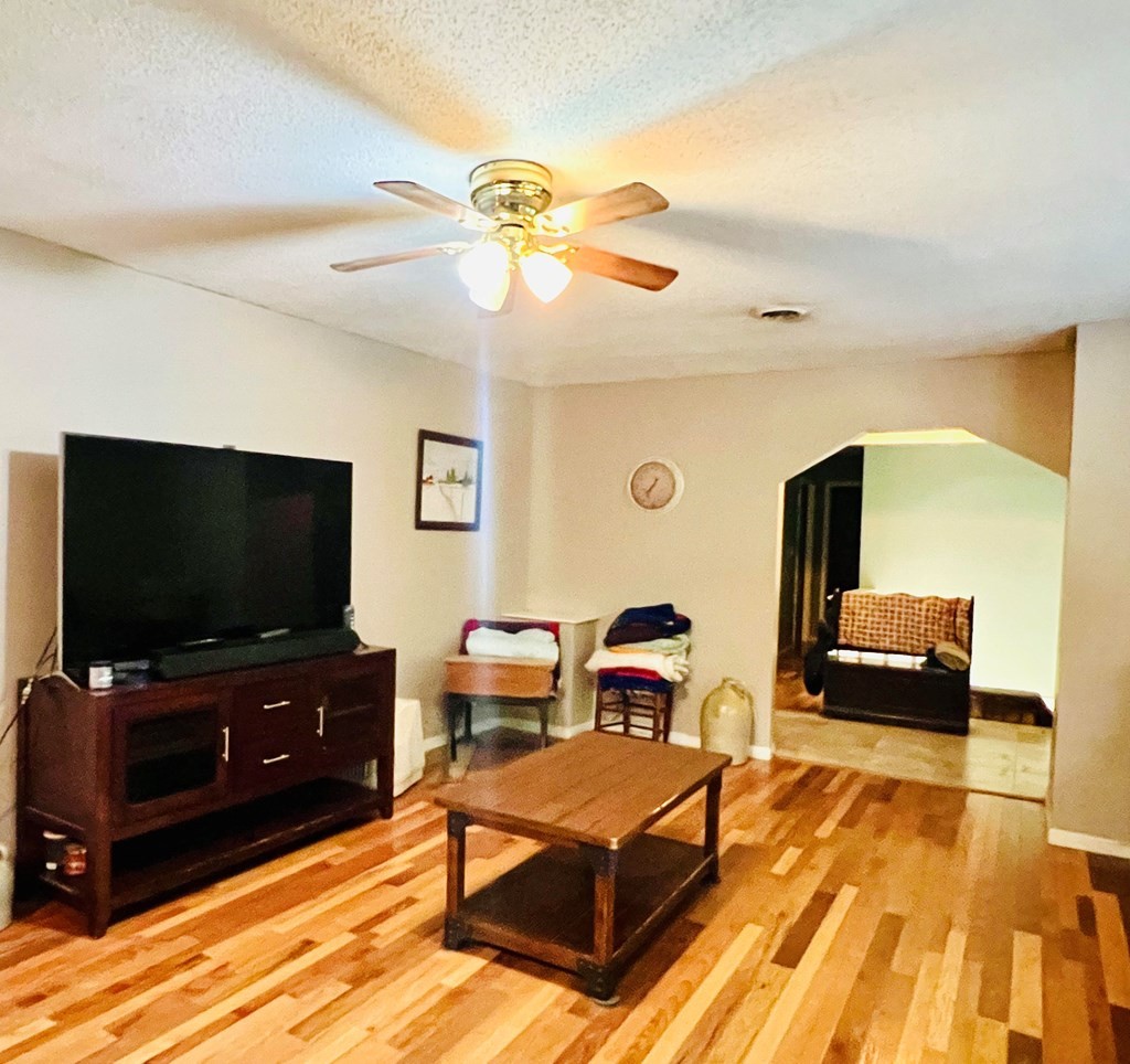 2154 Little Valley Road Sevierville, TN 37862 - Photo 22 of 42 Gallery Image 22