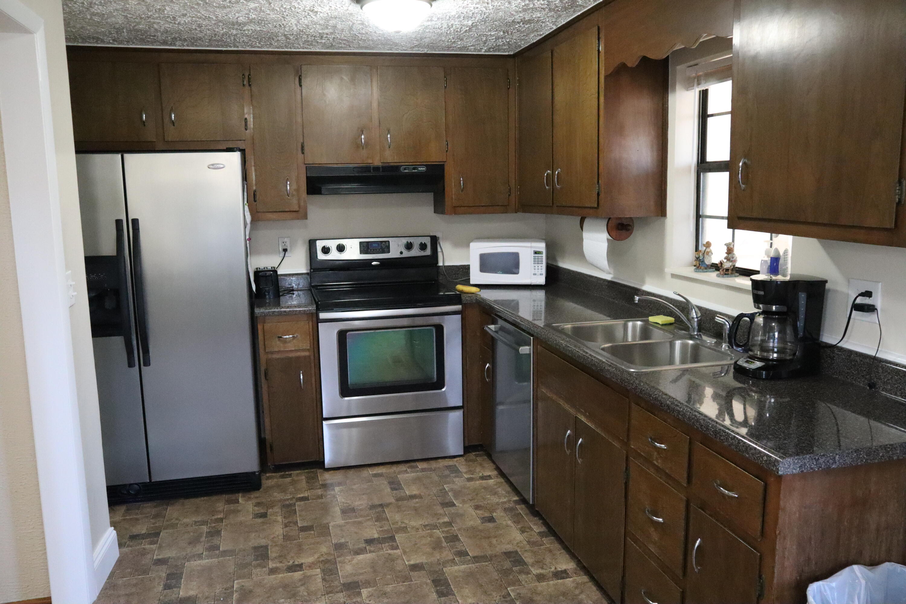 7917 Swaggerty Road Knoxville, TN 37920 - Photo 5 of 34 IMG_0056