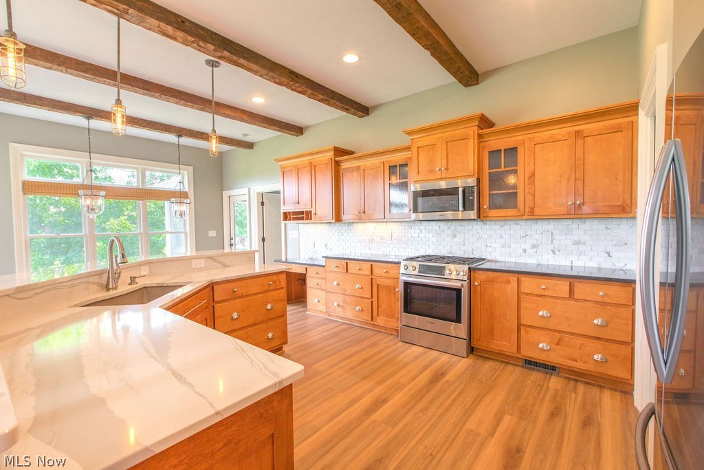 9503 Mennonite Road Wadsworth, OH 44281 - Photo 5 of 42
