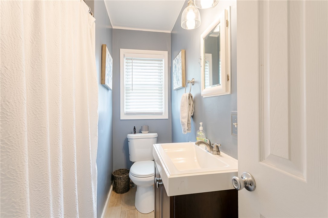 55 Dorking Road Brighton, NY 14610 - Photo 4 of 27 full bathroom