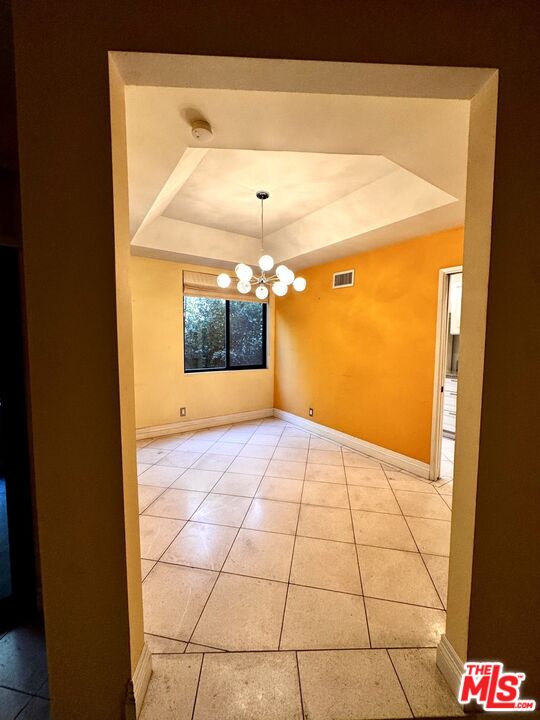 8455 Fountain Avenue, Unit 412 West Hollywood, CA 90069 - Photo 7 of 21 a view of an empty room