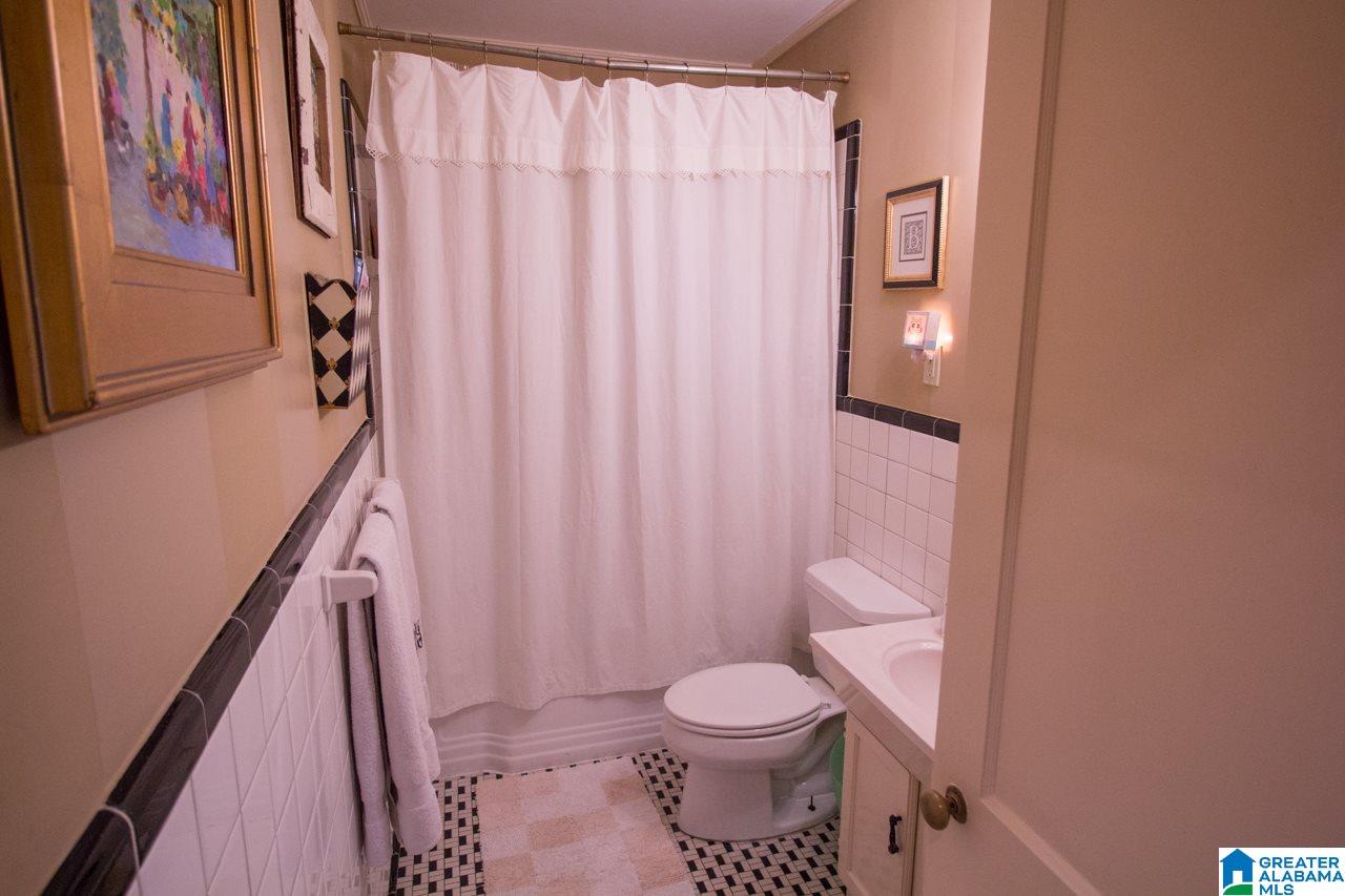 14 Spring Street Birmingham, AL 35213 - Photo 17 of 44