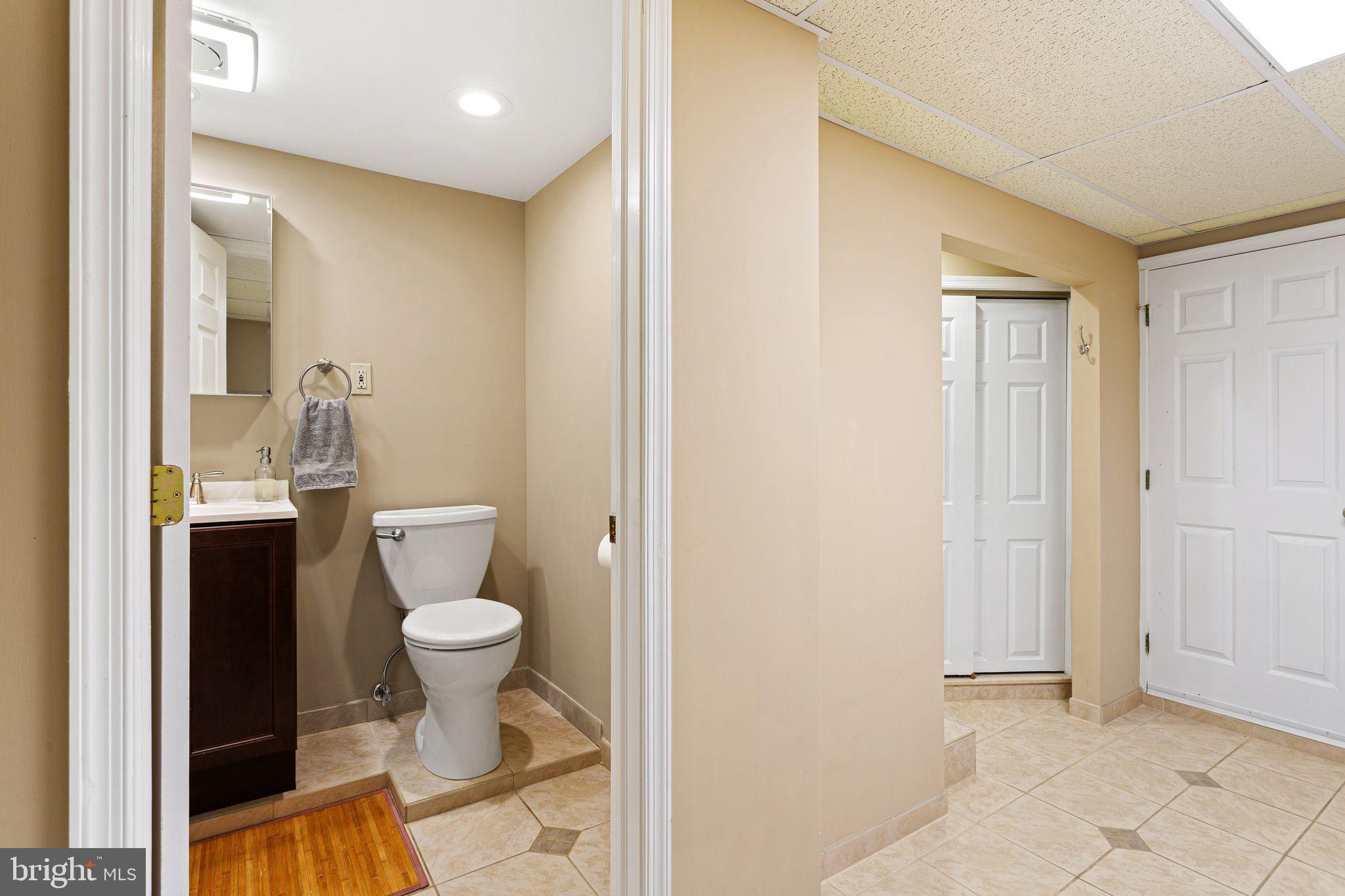51 Chestnut Street Haddonfield, NJ 08033 - Photo 40 of 56 a bathroom with a toilet and a shower