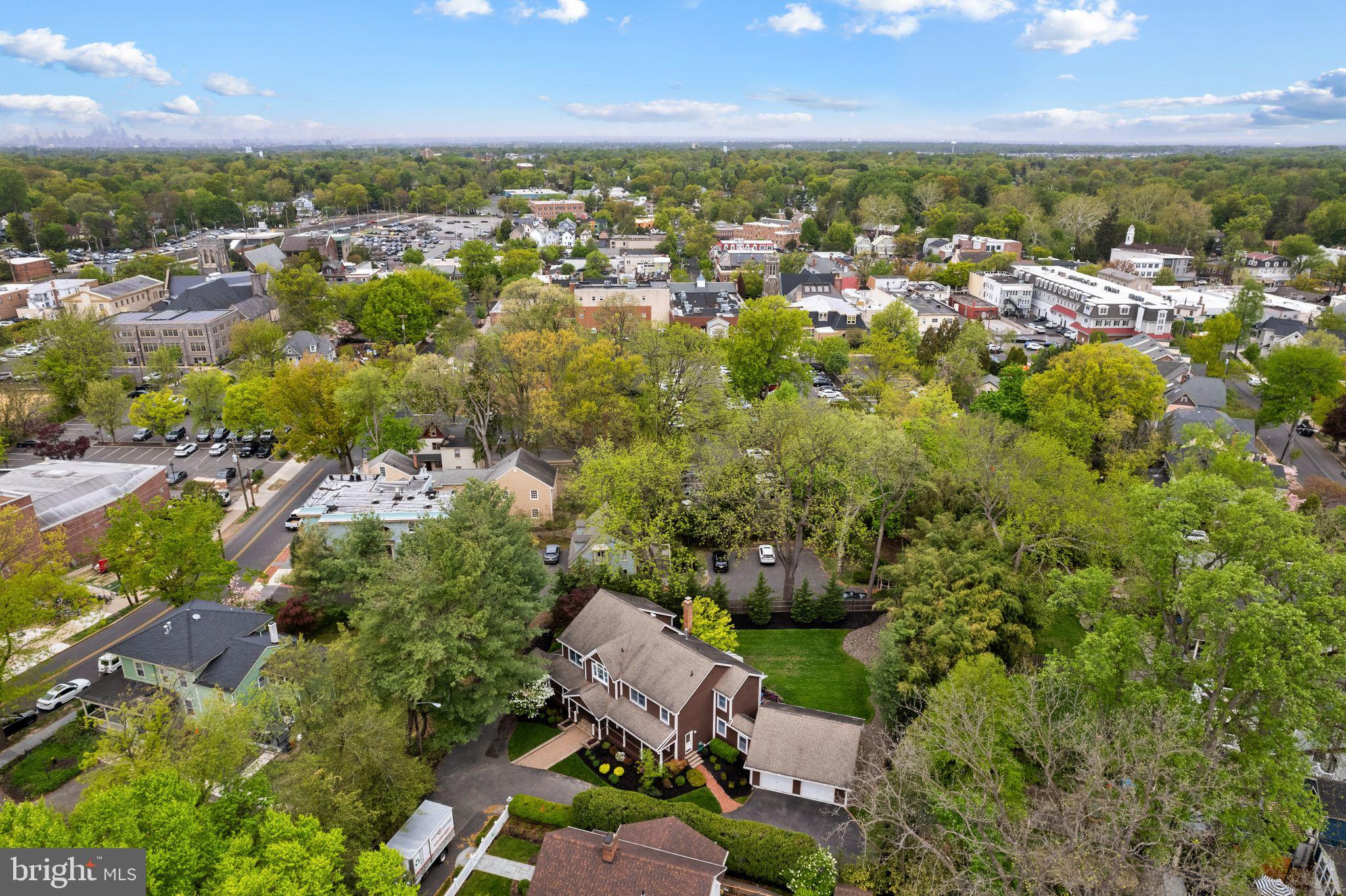 51 Chestnut Street Haddonfield, NJ 08033 - Photo 55 of 56 an aerial view of multiple house