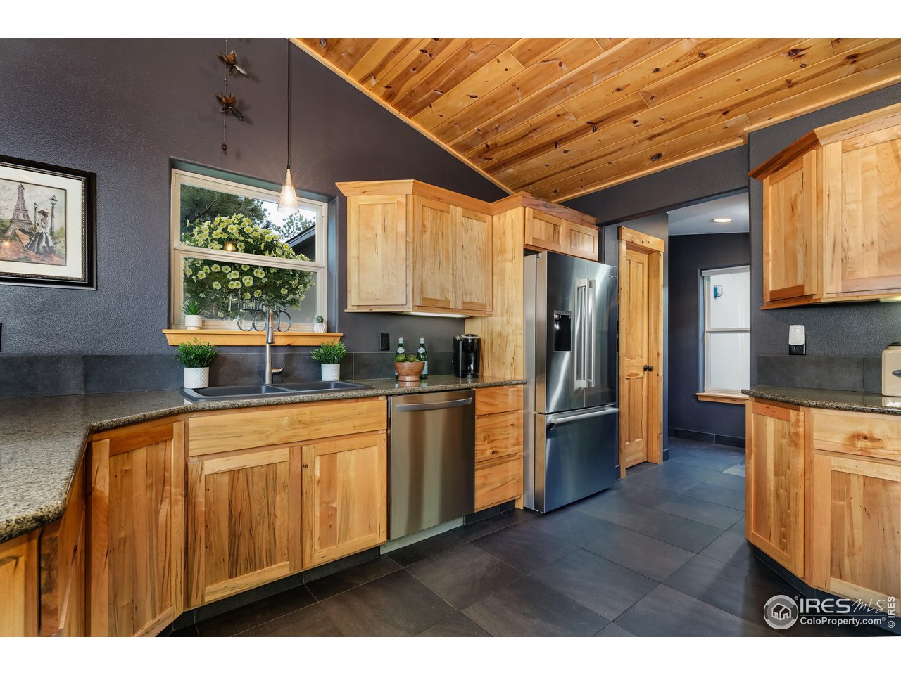 21 Pima Road Lyons, CO 80540 - Photo 14 of 40 Gallery Image 14