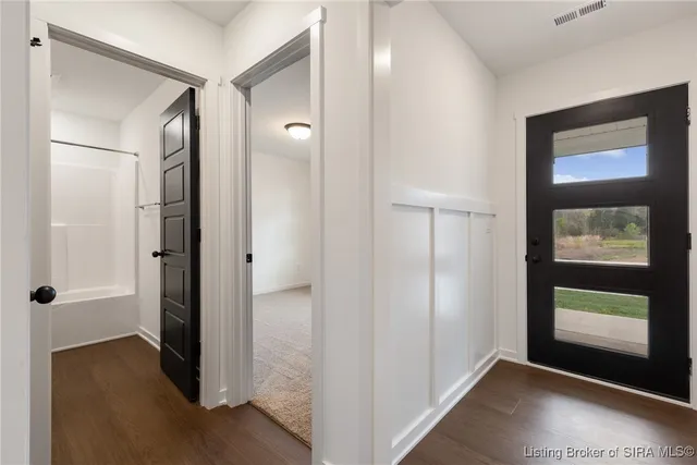 $274,900 | 5709 Harmony Wds Drive, Memphis, IN 47143